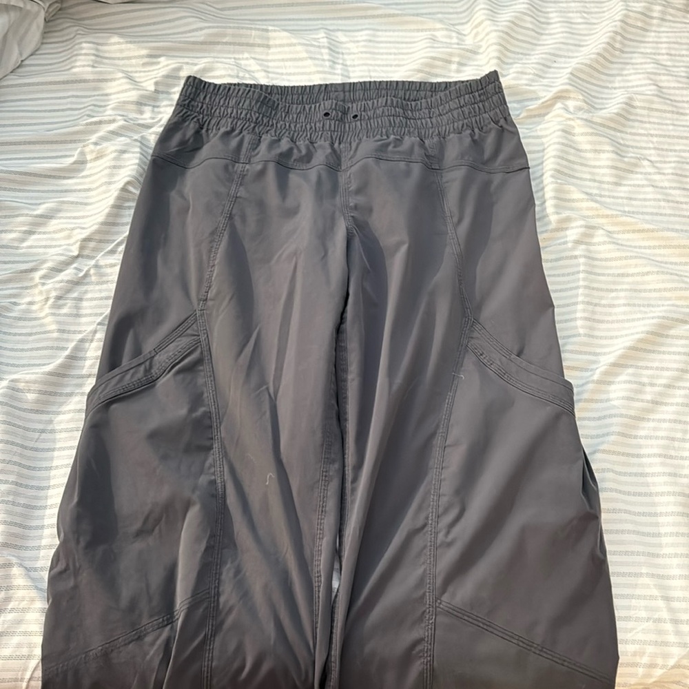 Lulu joggers